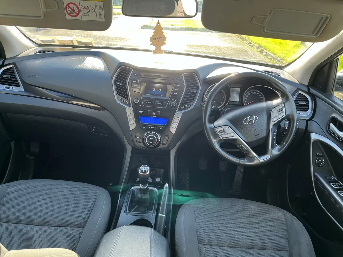 Hyundai Santa Fe 4x4 Nct Nov 2026 - Image 3