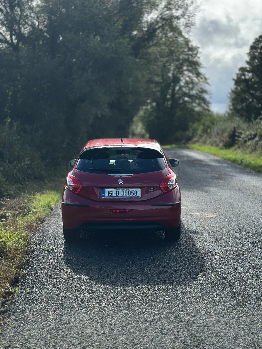 2015 Peugeot 208 Automatic - Image 3