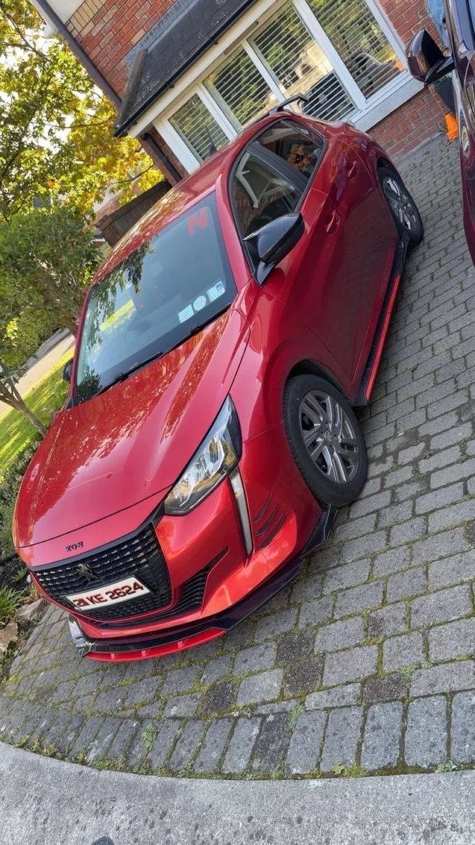 Peugeot 208 2021 - Image 1