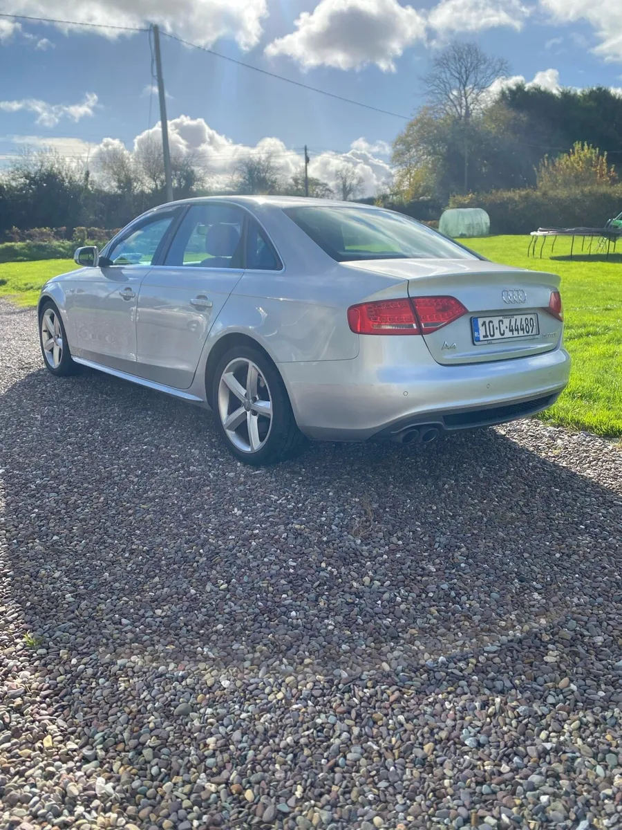 2010 Audi A4 2.0 TDI S-Line - Image 3