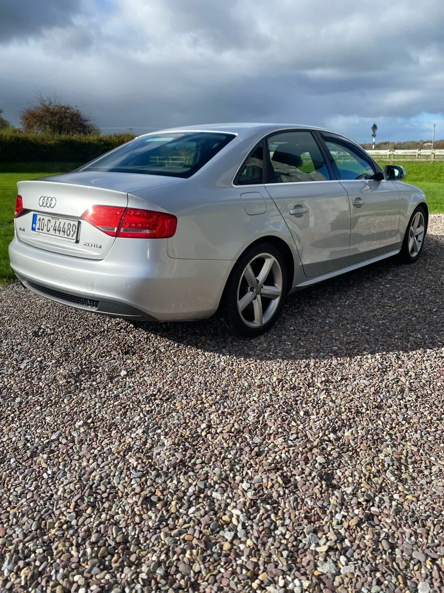 2010 Audi A4 2.0 TDI S-Line - Image 4