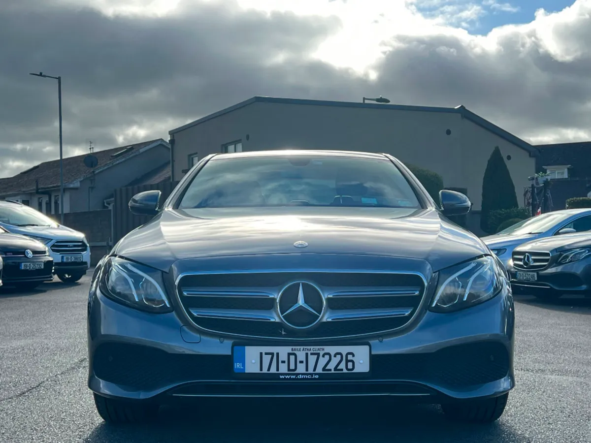 Mercedes-Benz E-Class E200D AVANTGARDE AUTO 4DR *O - Image 2