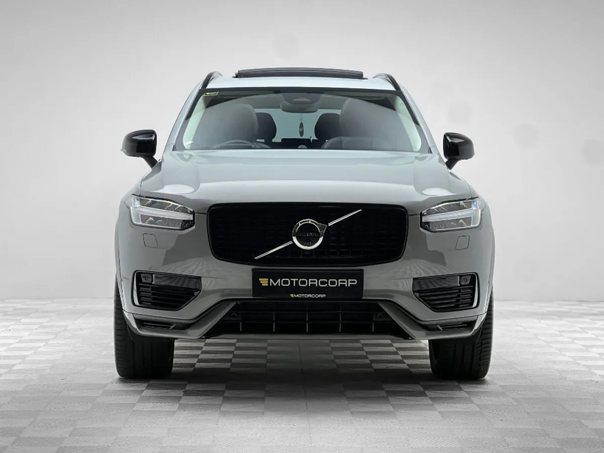 Volvo XC90 ULTRA DARK T8 RECHARGE 2.0 455HP PHEV - Image 2