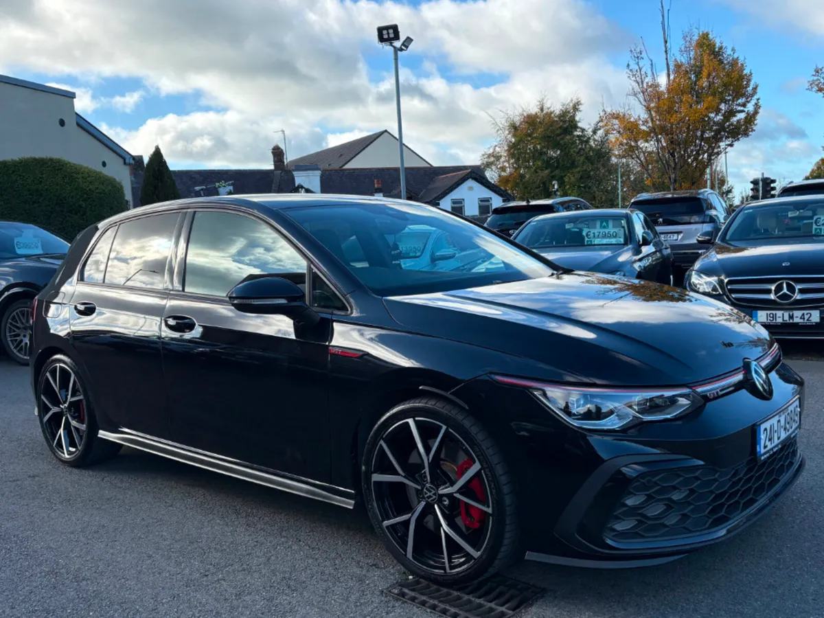 Volkswagen Golf 2.0 GTI TSI 5DR Auto *Tiny Kils* - Image 3