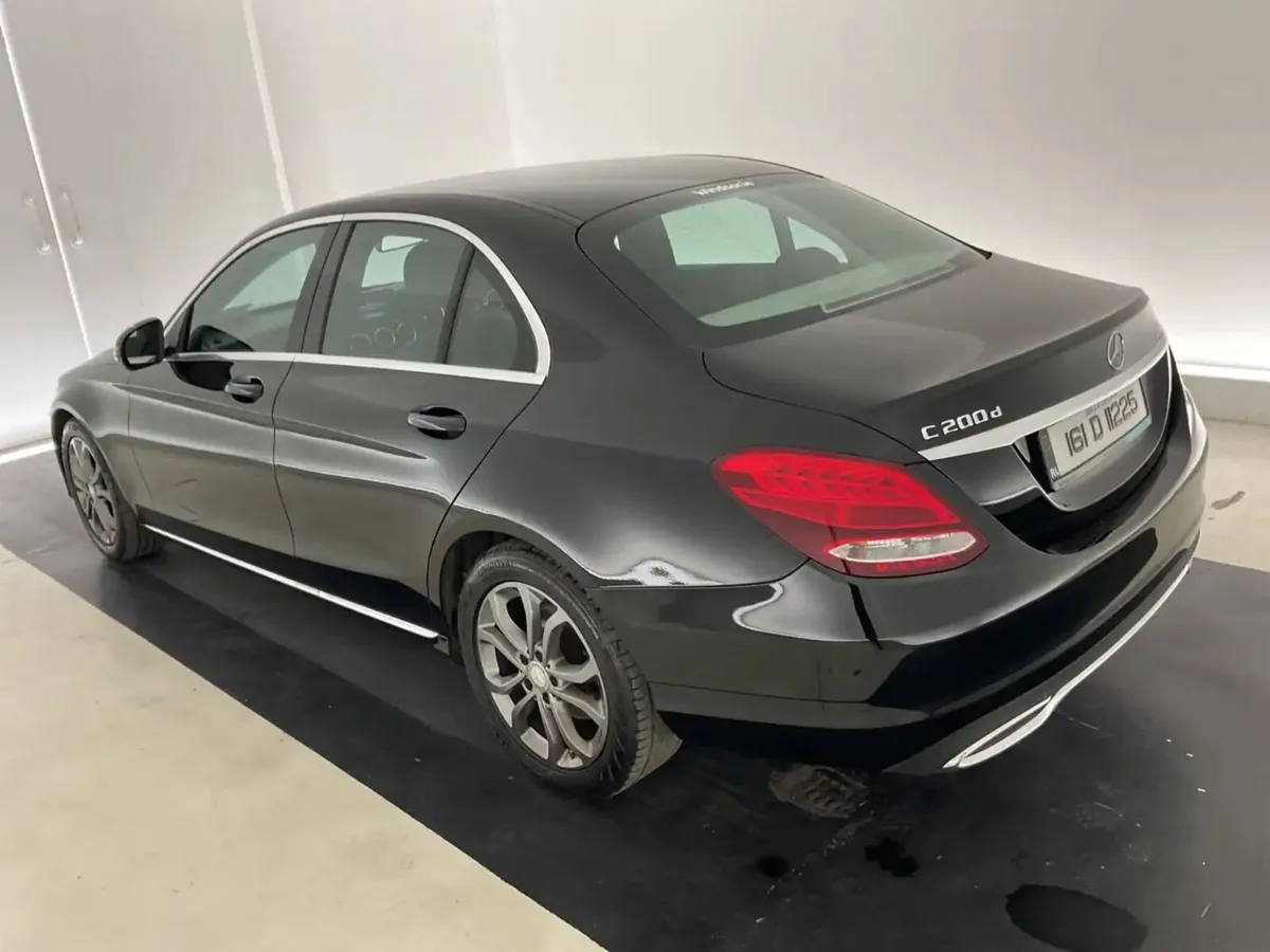 Mercedes C220 2016 - Image 4