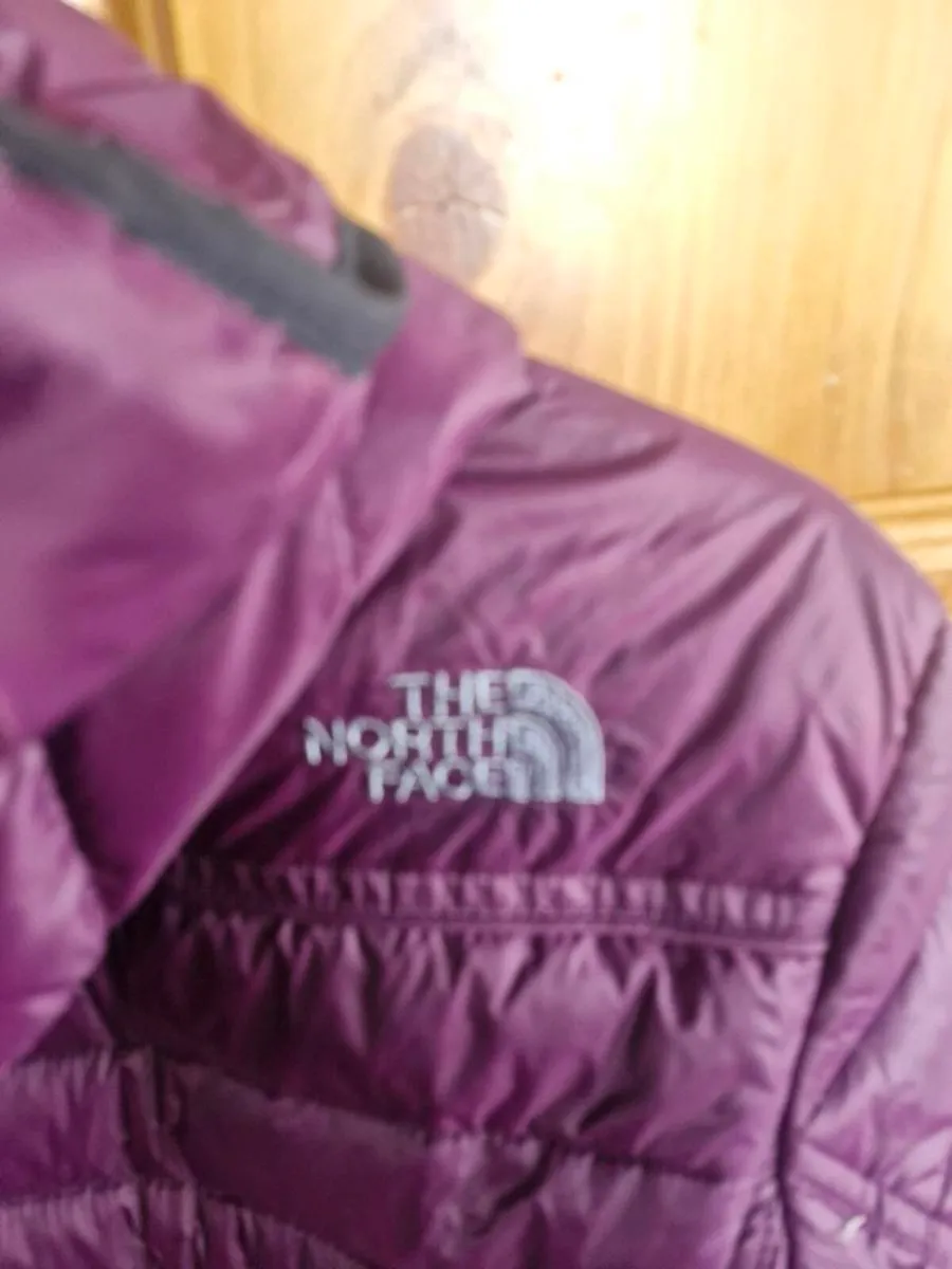 North  Face  jacket - Image 2