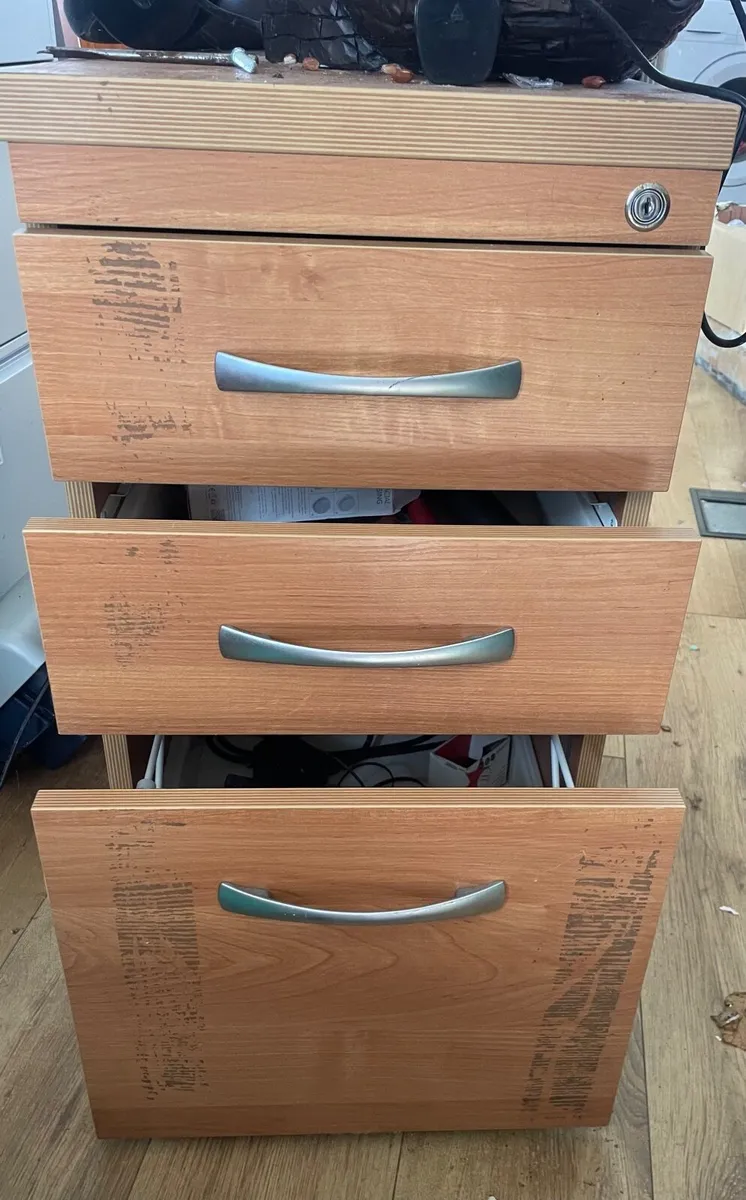Three drawer pine  cabinet - Image 2