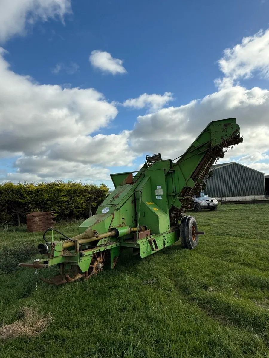Standen Beet harvester - Image 3