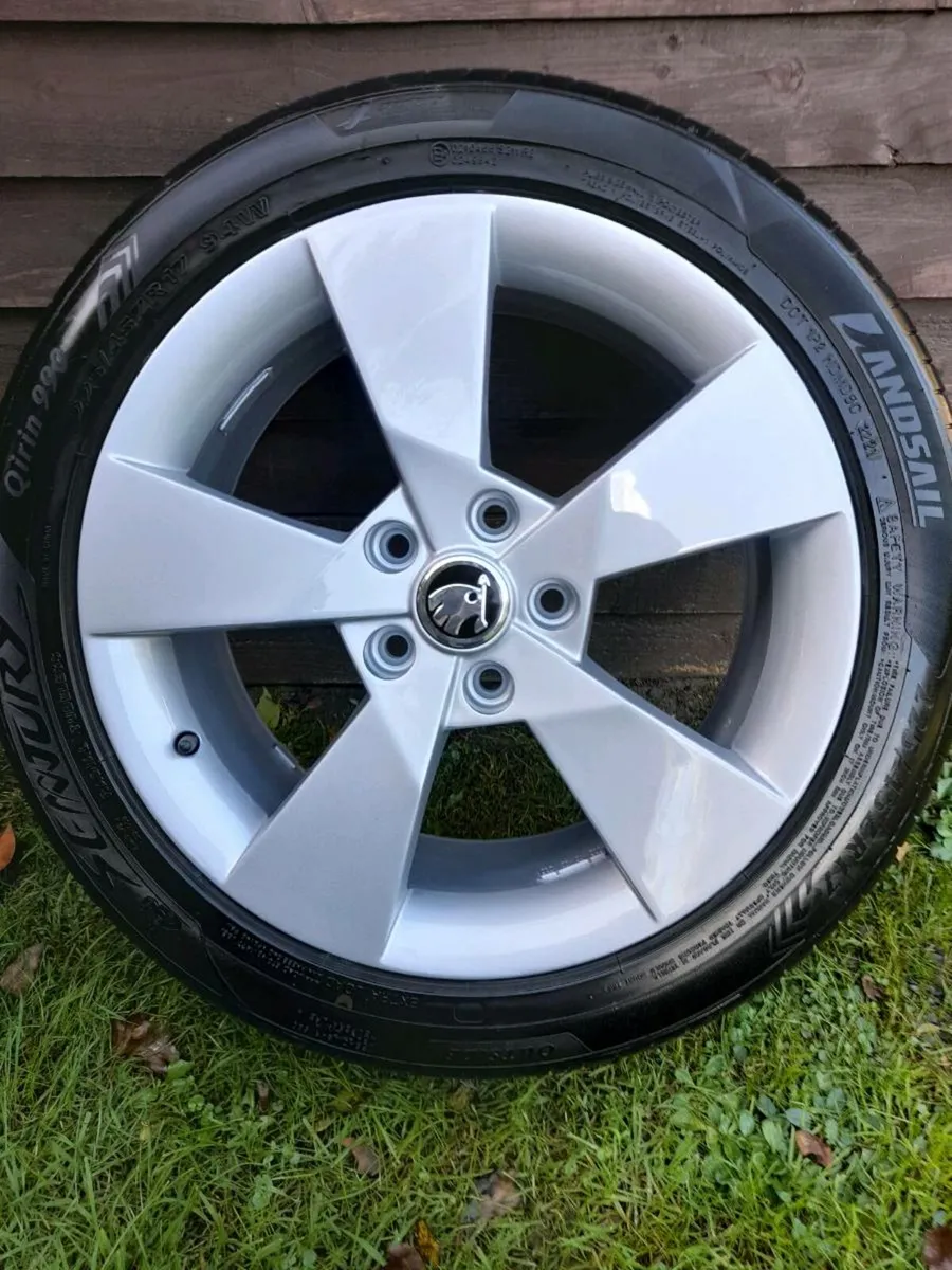 Genuine Skoda Elegance Alloys Fully Refurbed - Image 2