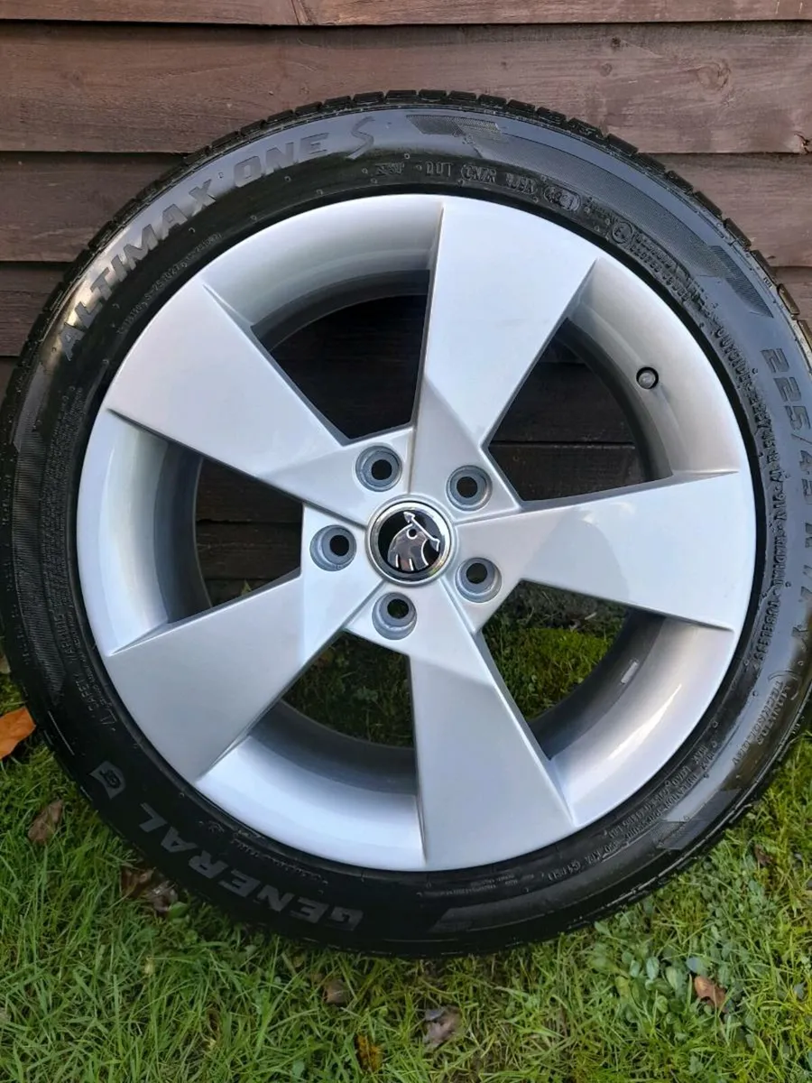Genuine Skoda Elegance Alloys Fully Refurbed - Image 3