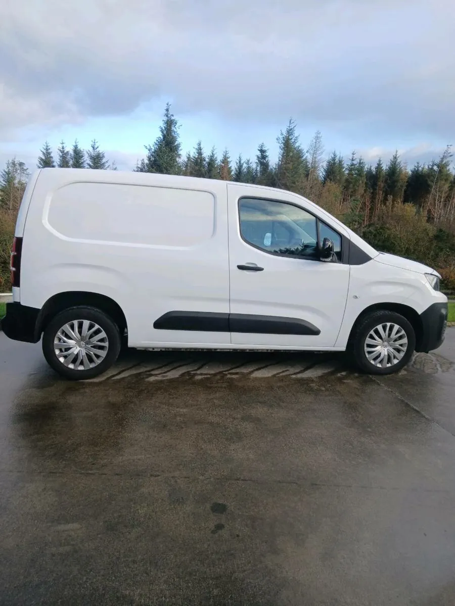 22  partner 10250 no vat - Image 2