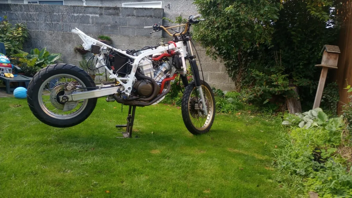 Xrv 750 - Image 1