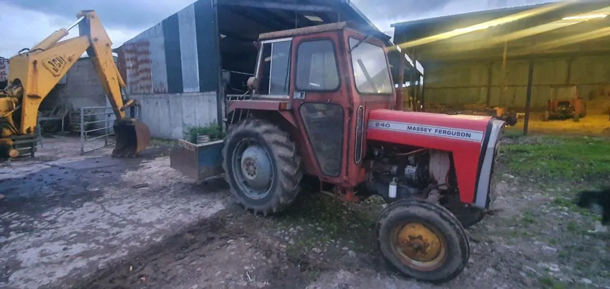 Massey Ferguson 240 - Image 3