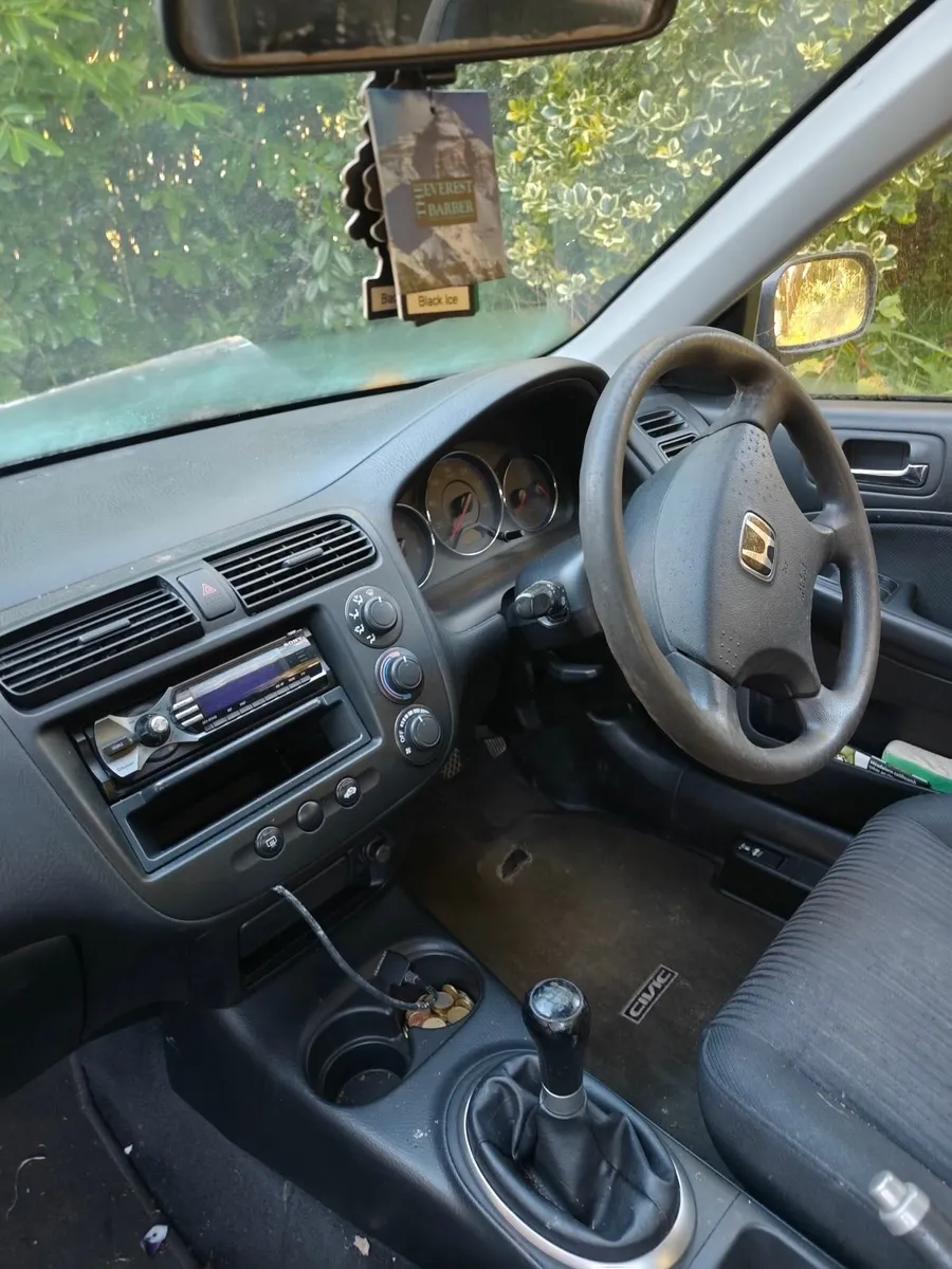 2004 HONDA CIVIC - Image 1