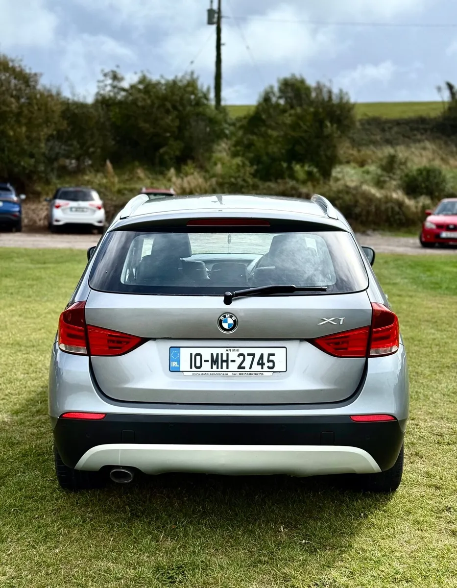 BMW X1 2010 - Image 2