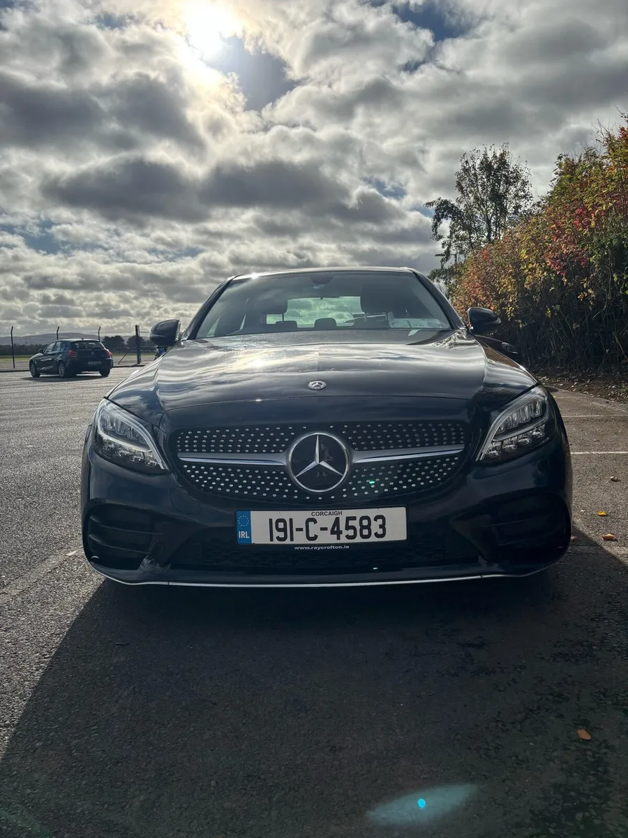 Mercedes C-Class C200d AMG - Image 4