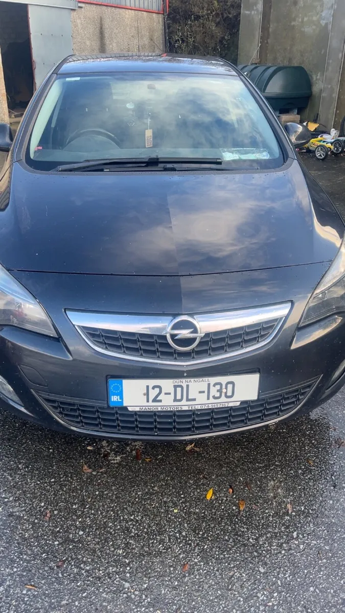 Opel Astra 1.7 2012 - Image 4