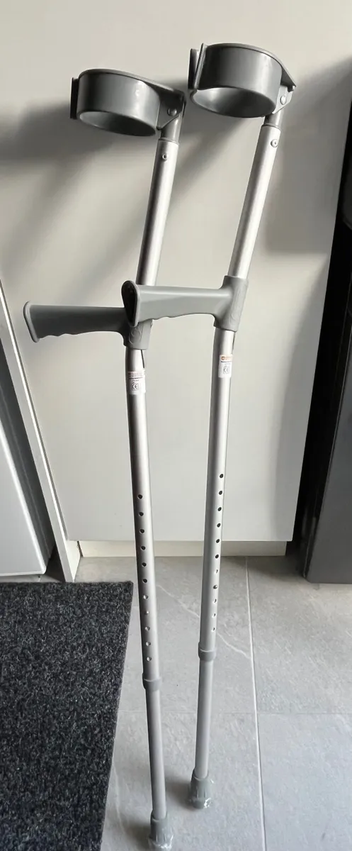 Crutches - Image 3