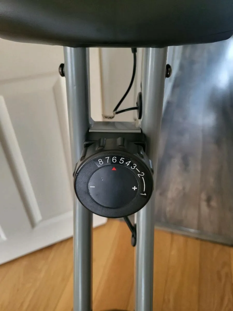Exercise bike - Image 3