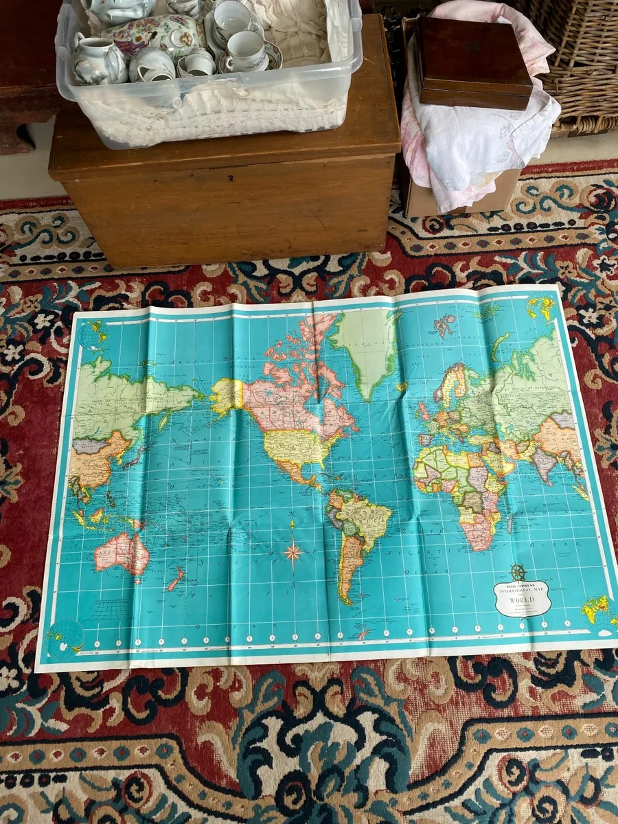 1960s Hammond Map of the World - Image 1