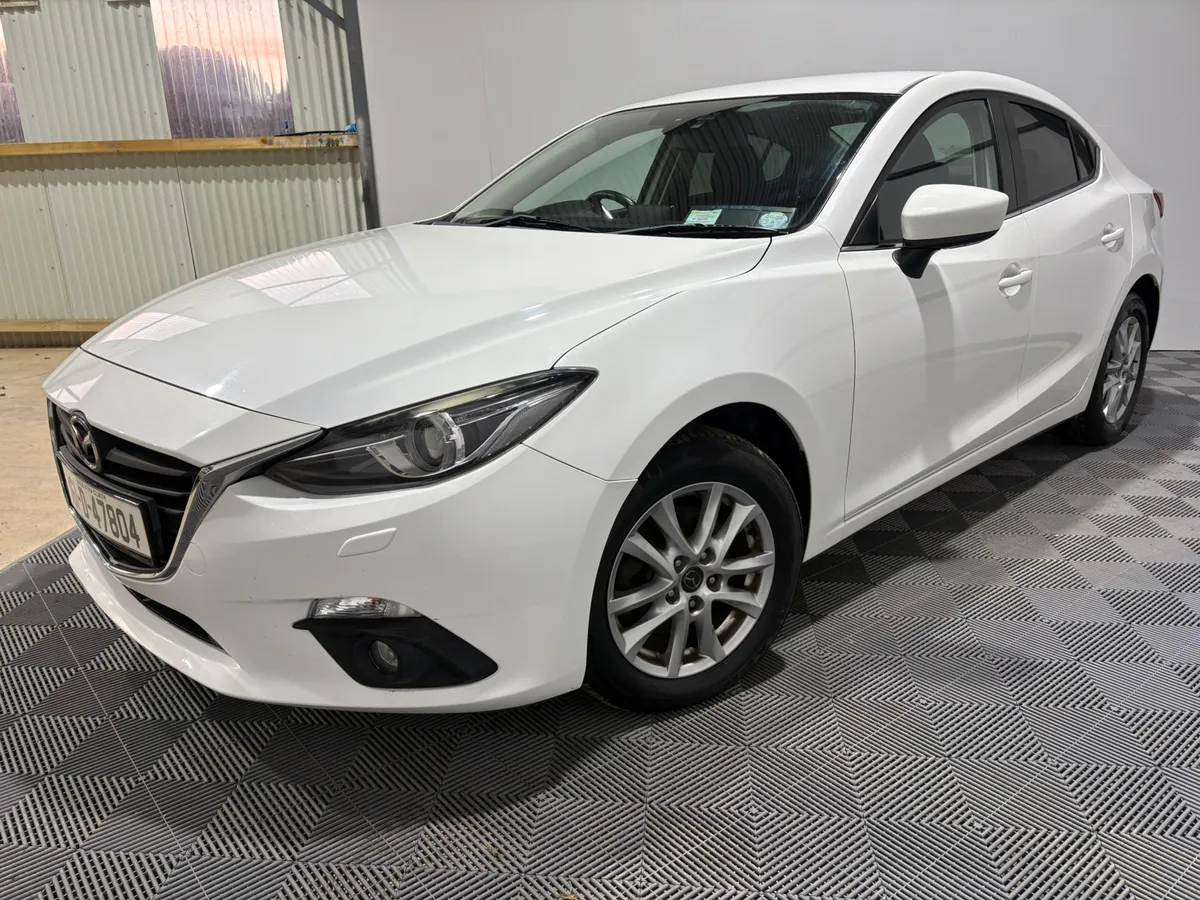 2016 Mazda 3 Executive 1.5 Diesel Only 127,000 KM - Image 4
