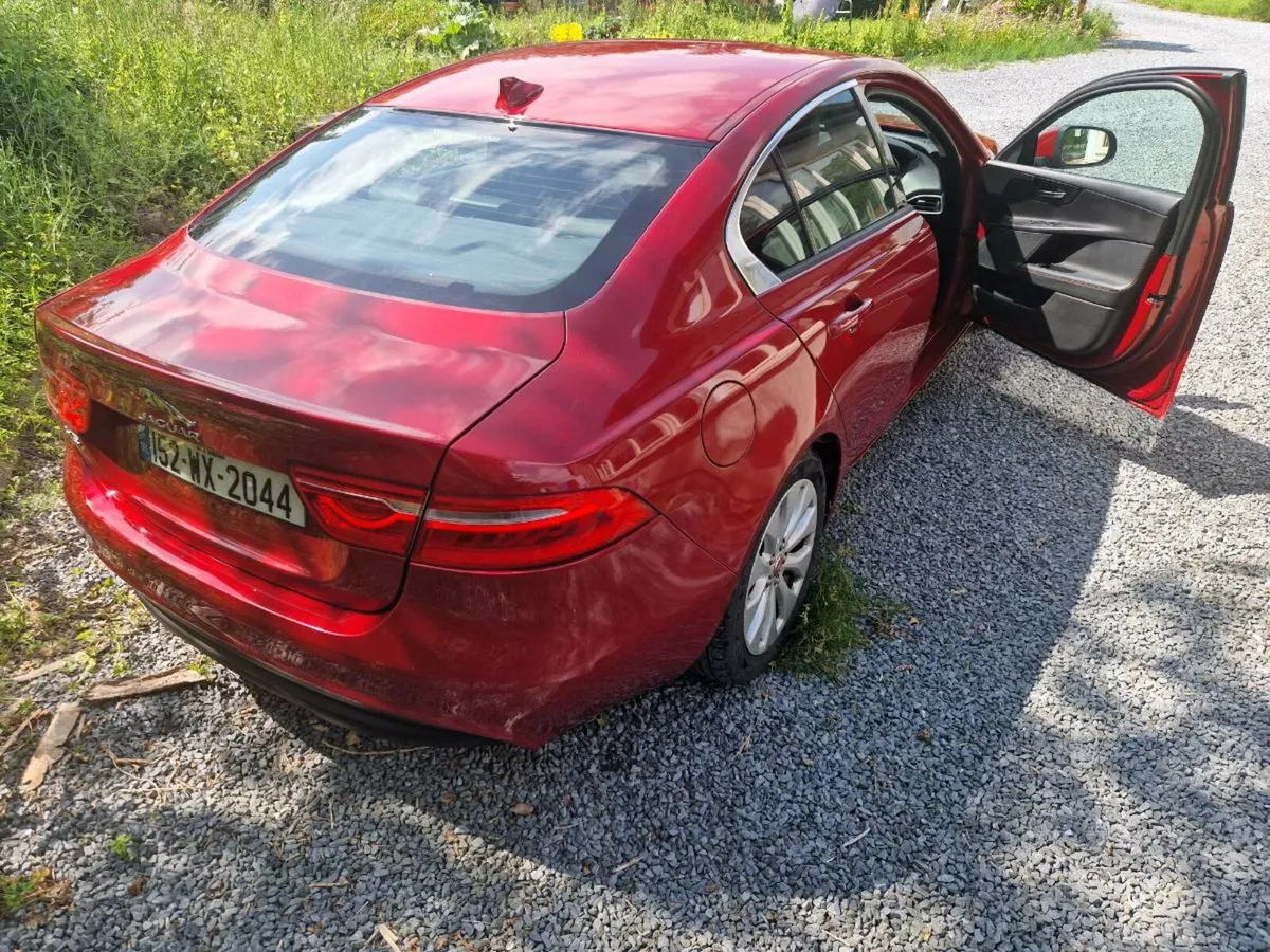 Jaguar XE - Image 3