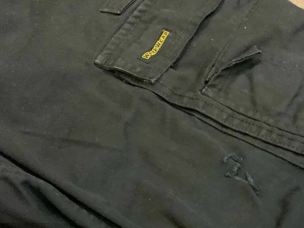 Men's Work wear Trousers: Medium / Large - Image 4