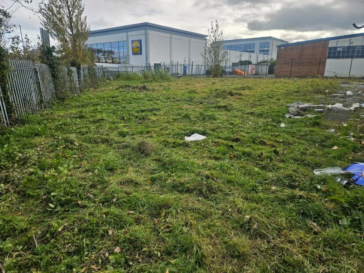 Yard for rent - Image 1