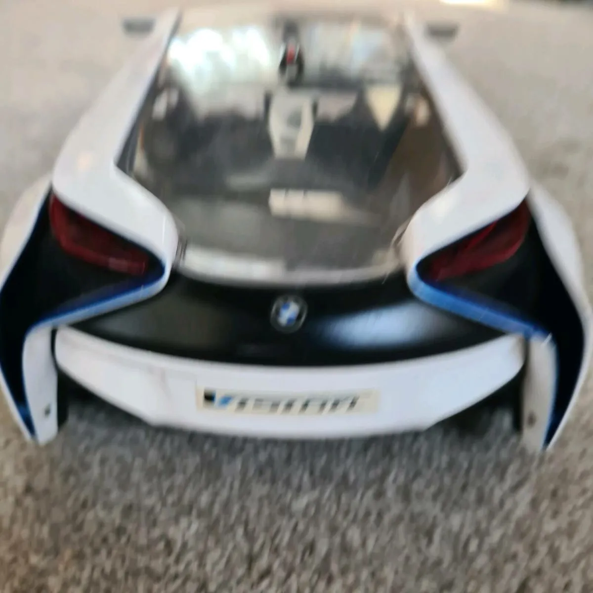 Car - Image 2