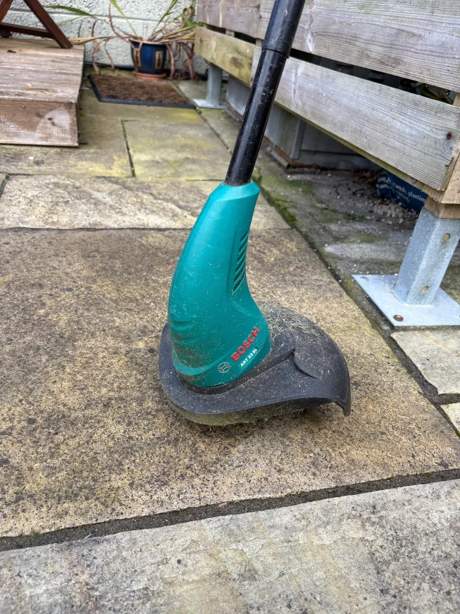 Electric Garden Strimmer - Image 2