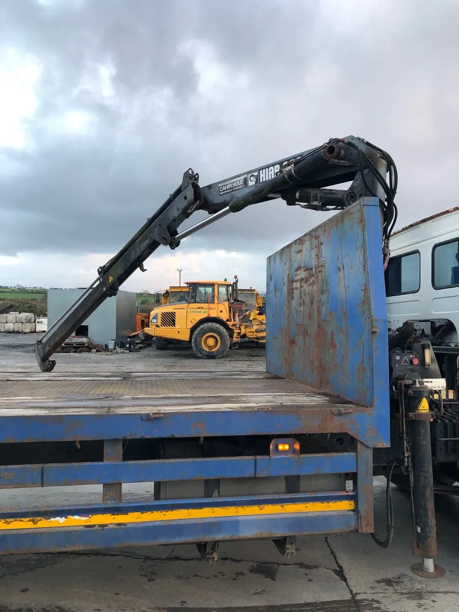 Volvo fl6 crane truck - Image 4