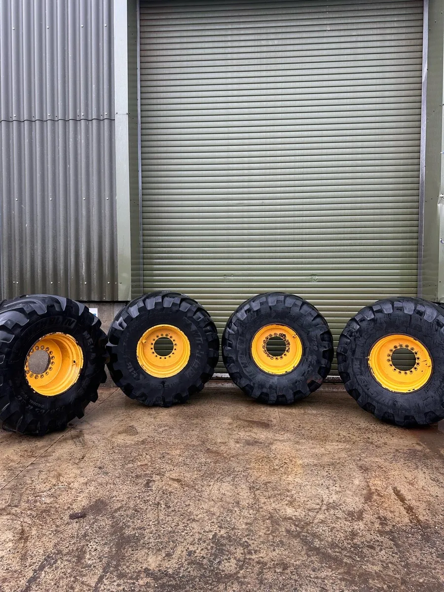 L90 Tyres and rims - Image 1