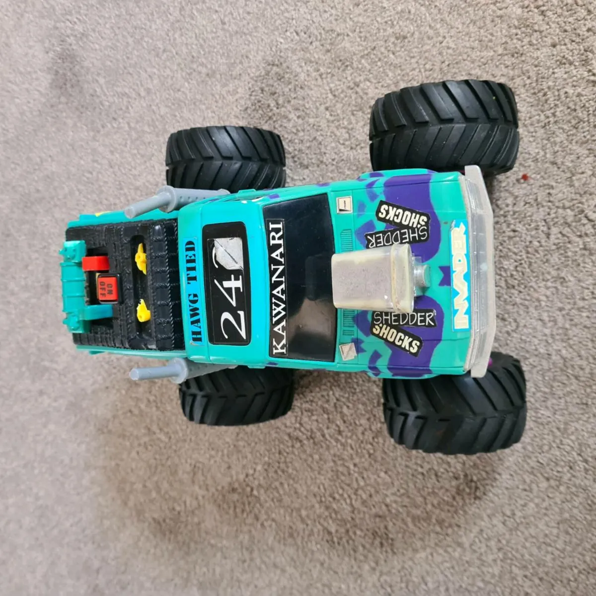Car - Image 1