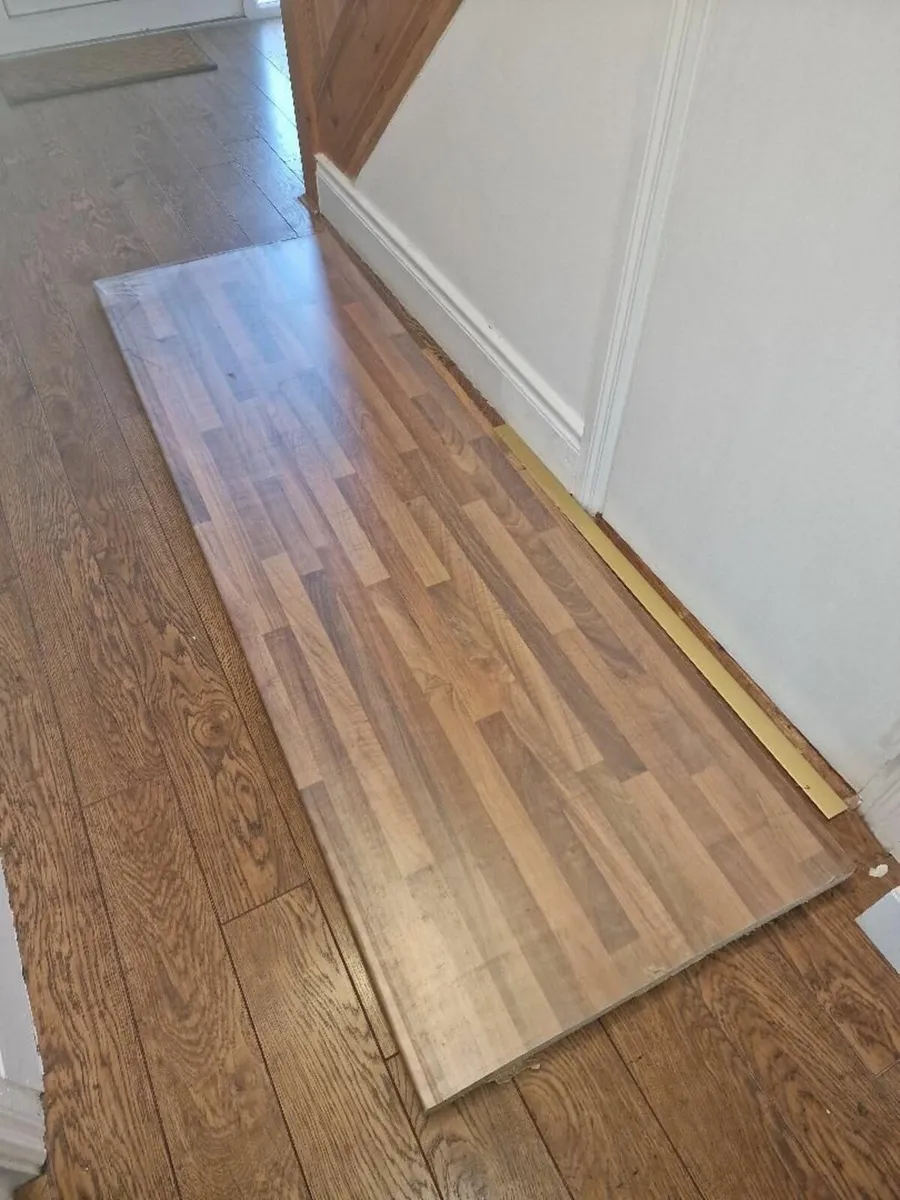 Kitchen Worktop Light Oak Off Cut - Image 2