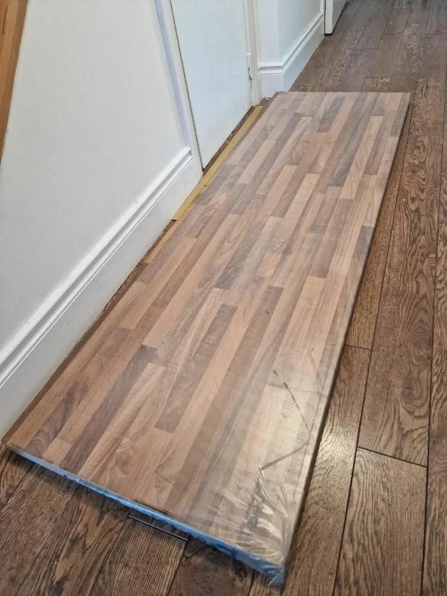 Kitchen Worktop Light Oak Off Cut - Image 4