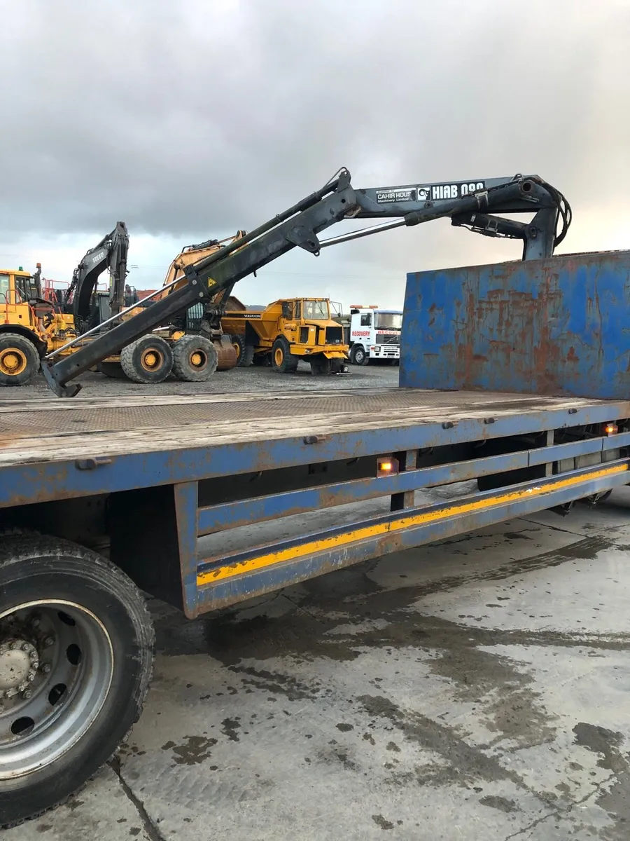 Volvo FL6 crane truck - Image 4