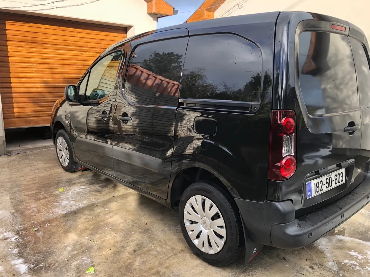 Berlingo van - Image 2