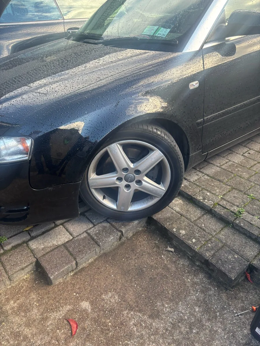 Car - Image 4