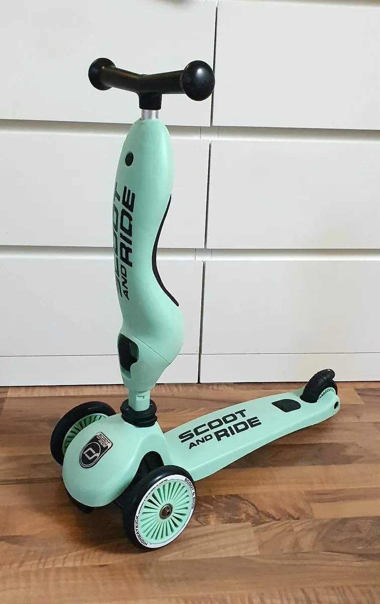 Scoot and Ride Highway Kick 1 + helmet - Image 2