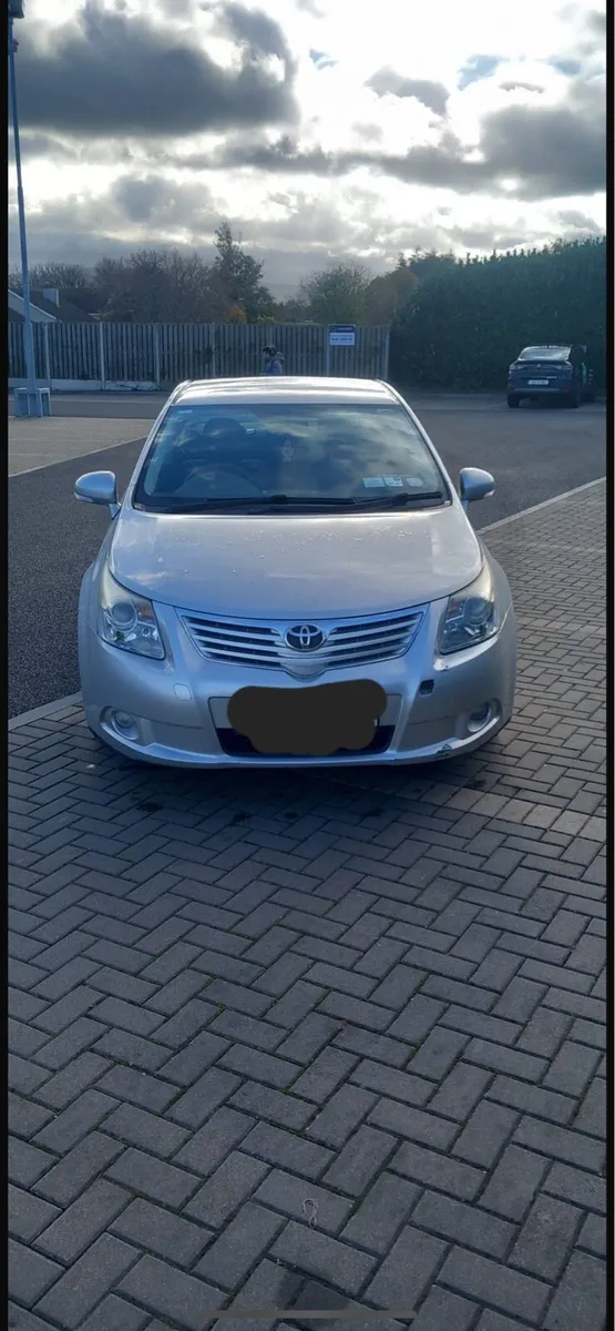Toyota avensis for sale - Image 1