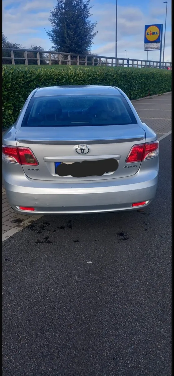 Toyota avensis for sale - Image 2