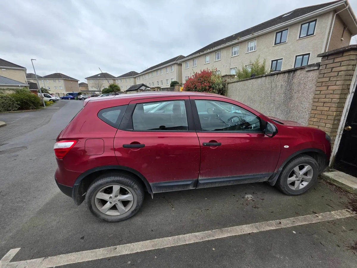 Nissan Qashqai 2011 - Image 2