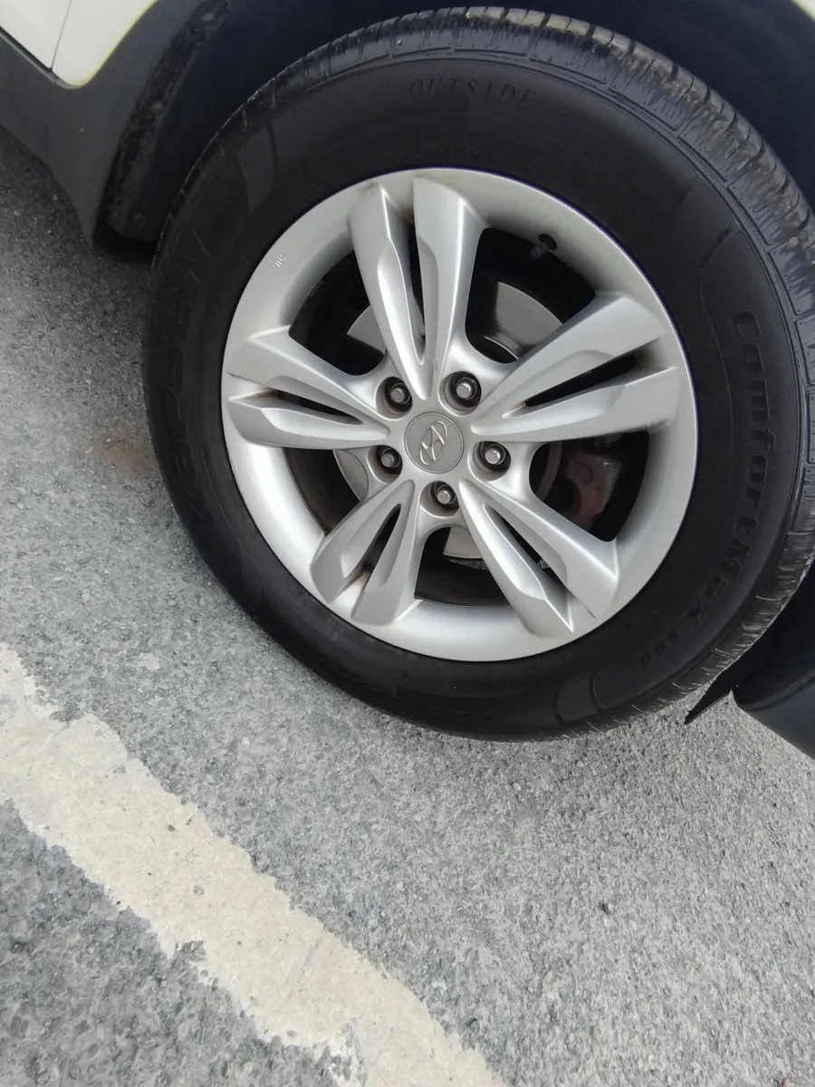 Hyundai ix35 2013 - Image 2