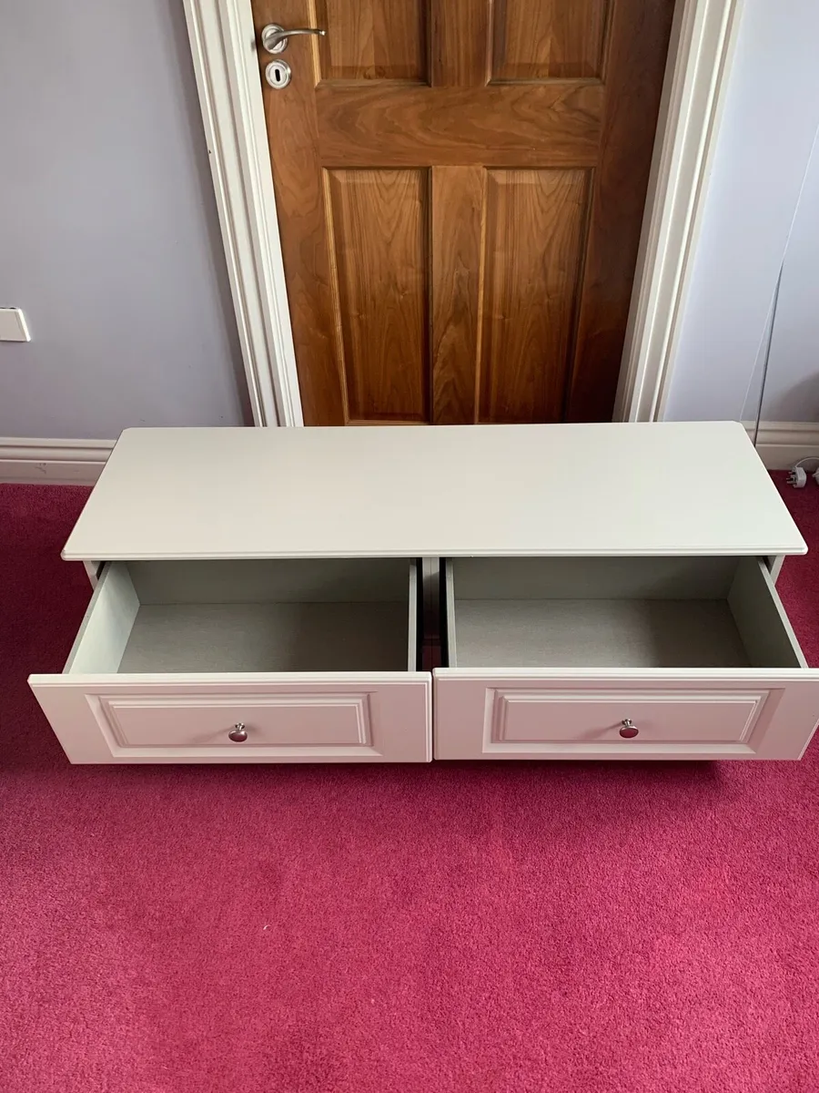 Bedroom storage box - Image 2
