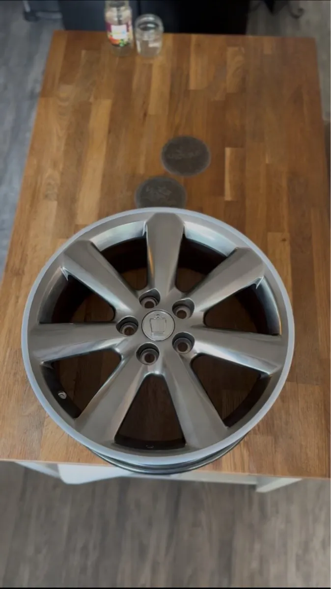 4x Toyota Crown 18” Alloys - Image 3