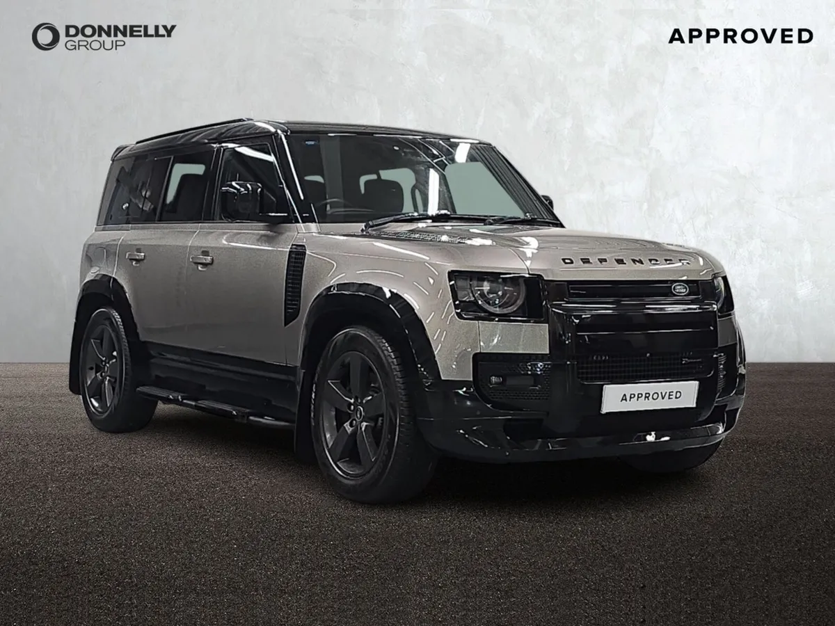 Land Rover Defender Diesel Estate X-Dynamic HSE - Image 1
