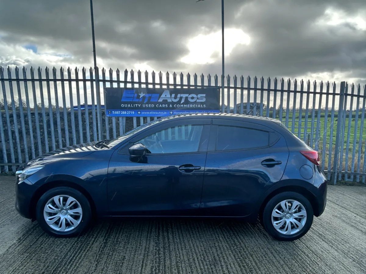 Mazda Demio Skyactive 1.3 Automatic 2015 - Image 3