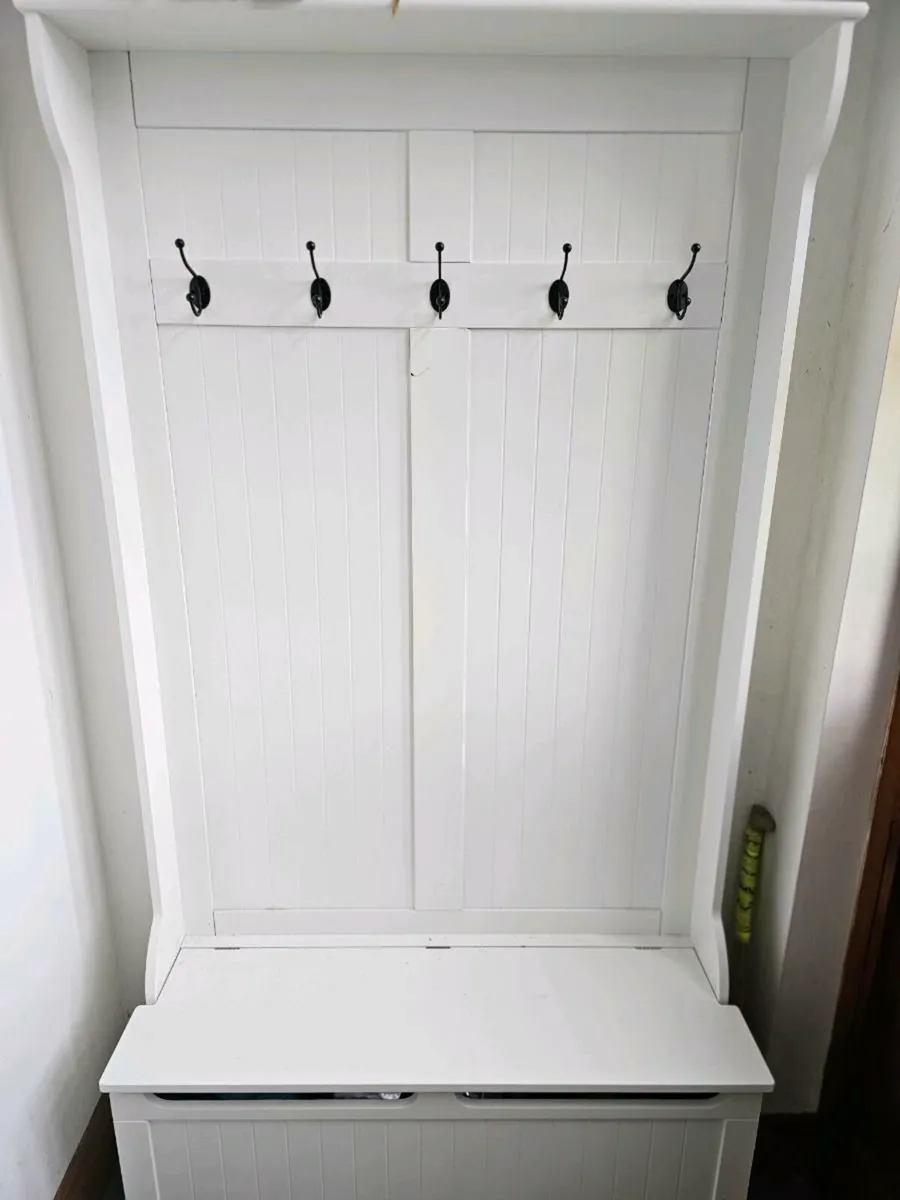 Hallway Unit - Image 2