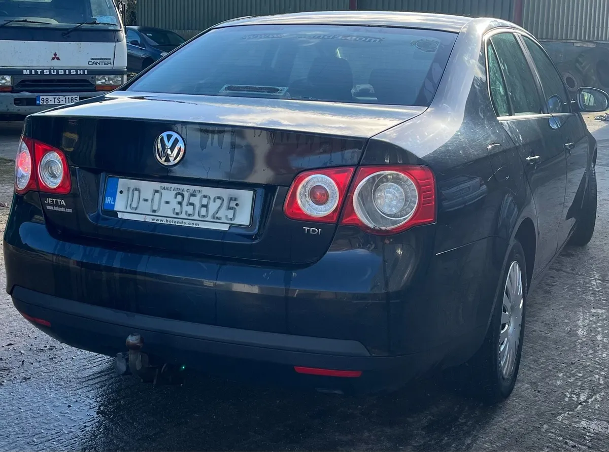 Volkswagen Jetta - Image 3