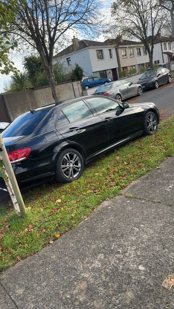 Mercedes Eclass - Image 2